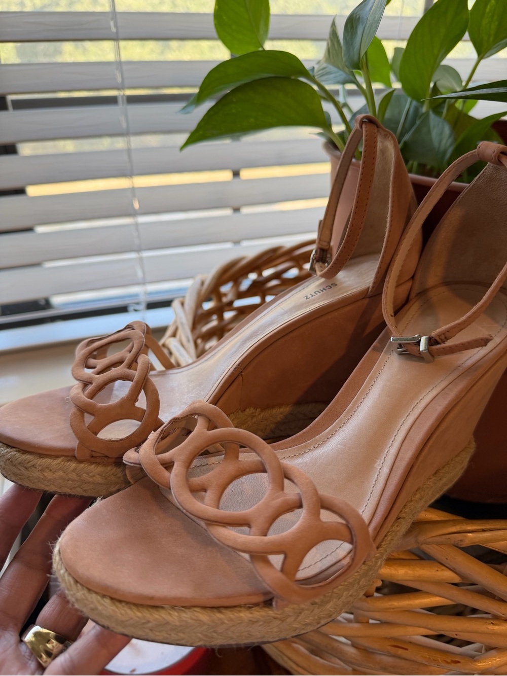 SCHUTZ Blush Nude Suede Espadrille Wedge Sandals Size 8